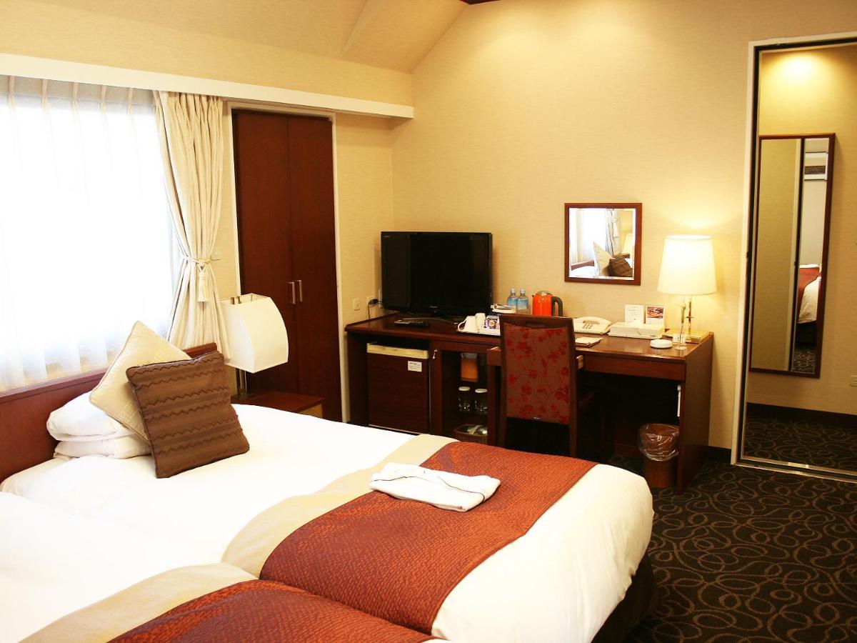 Shibuya Creston Hotel Tokyo Exterior photo